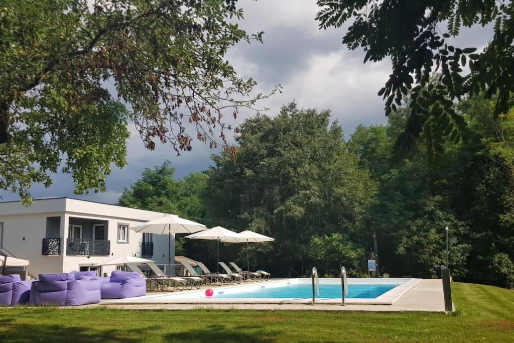 Luxury Villa Cetiri Hrasta Pićan 外观 照片
